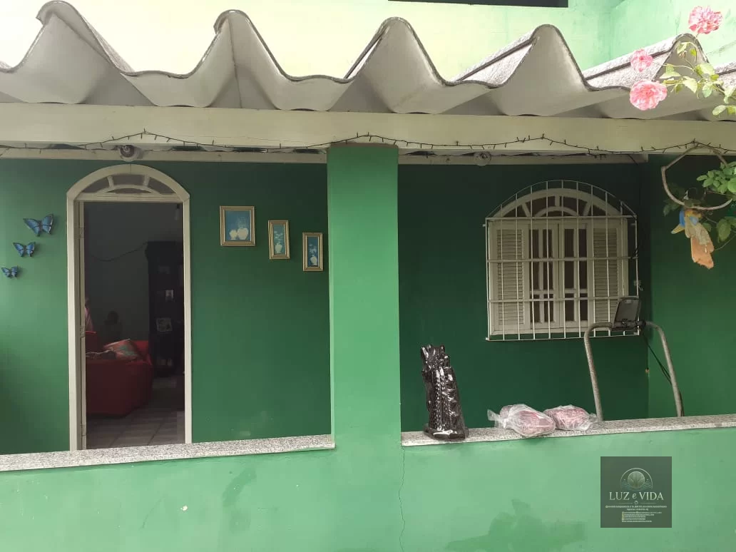 Venda de uma casa completa inclusa uma loja e kitnet!