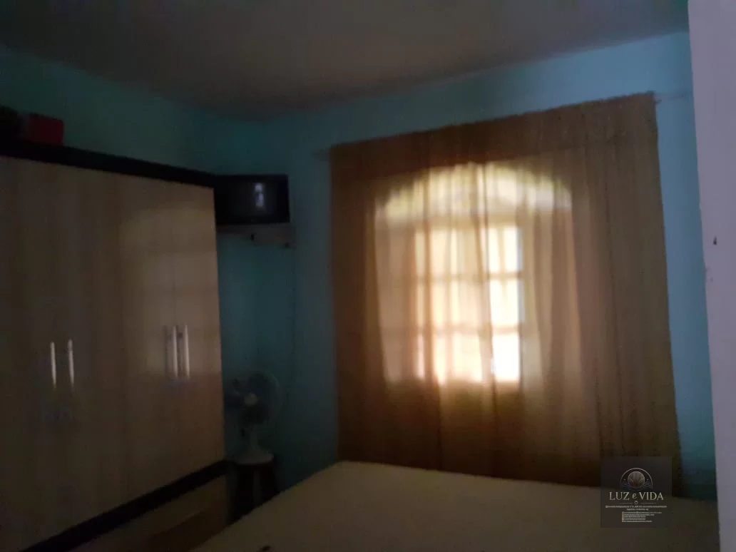 Venda de uma casa completa inclusa uma loja e kitnet!