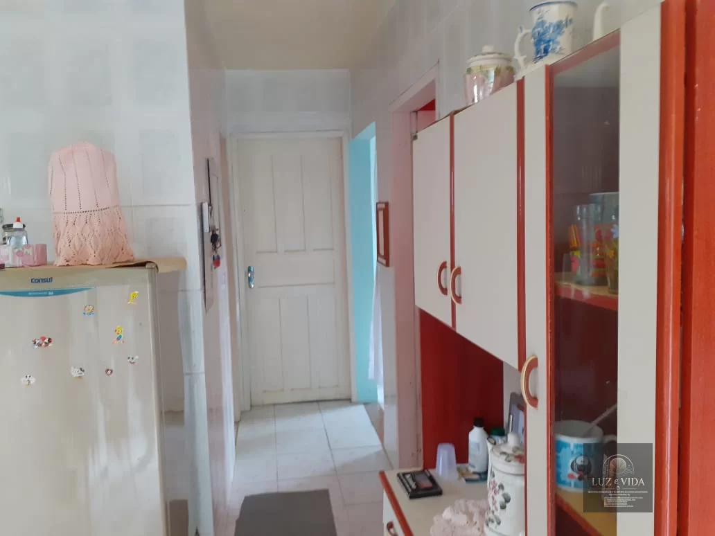 Venda de uma casa completa inclusa uma loja e kitnet!