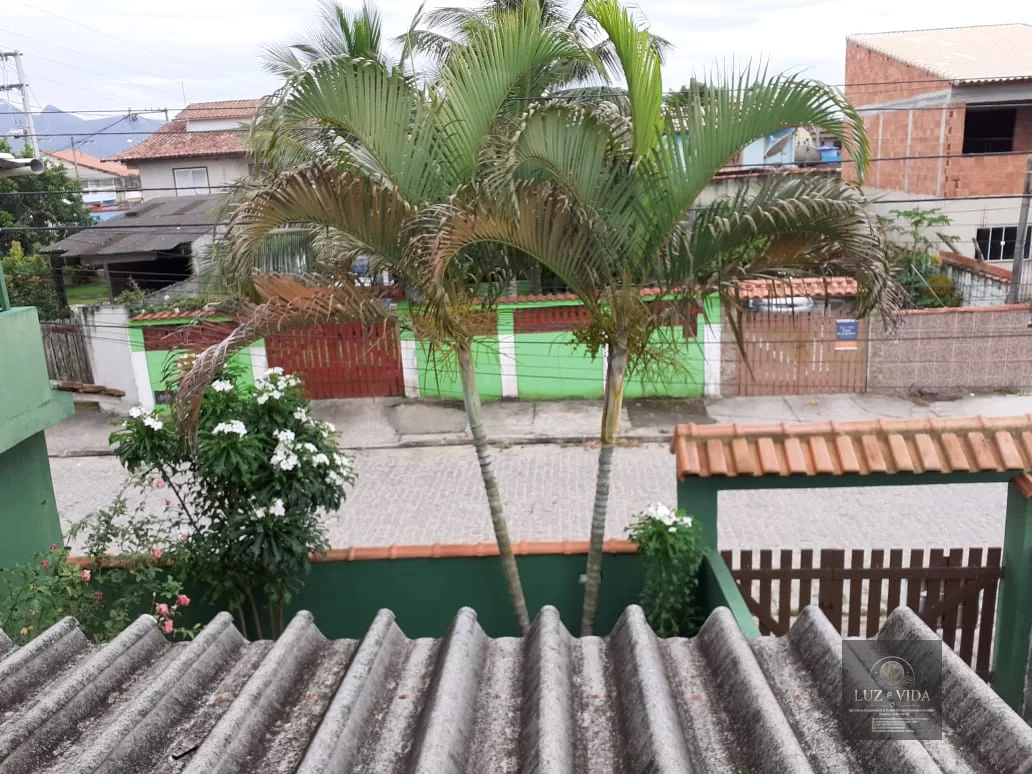 Venda de uma casa completa inclusa uma loja e kitnet!