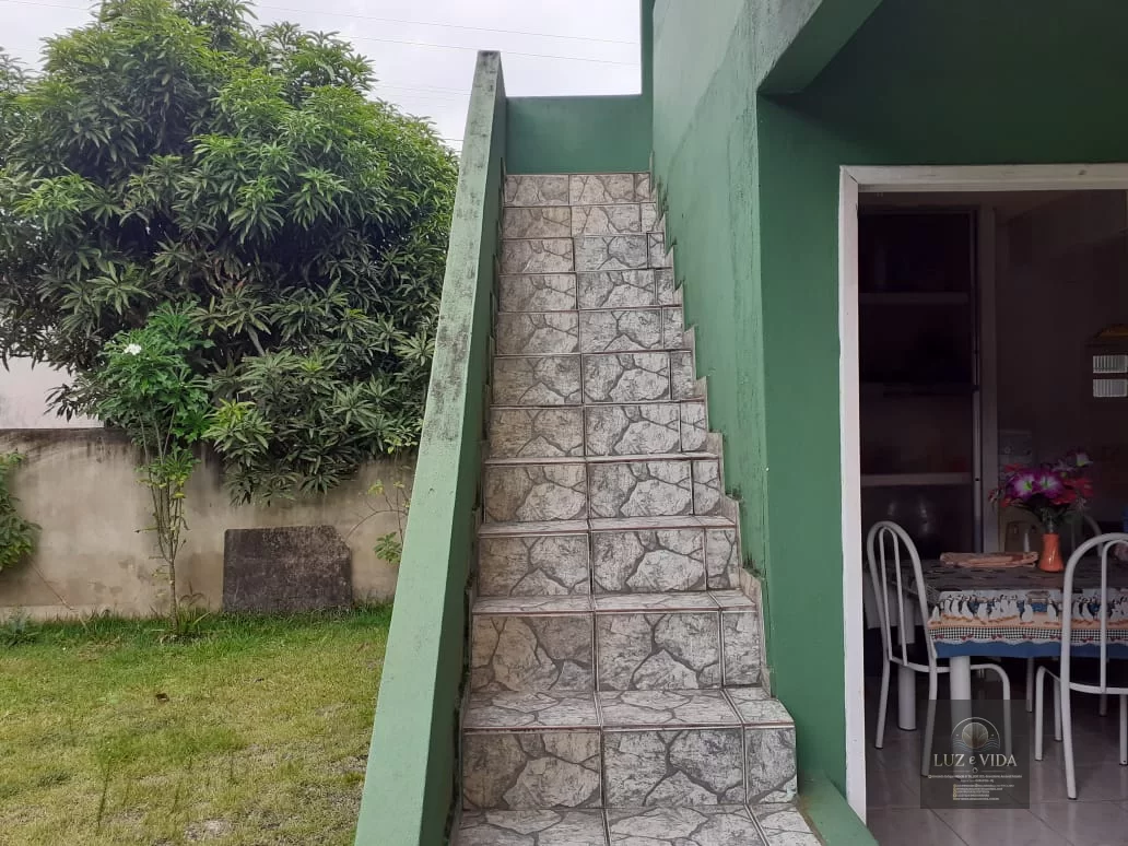 Venda de uma casa completa inclusa uma loja e kitnet!