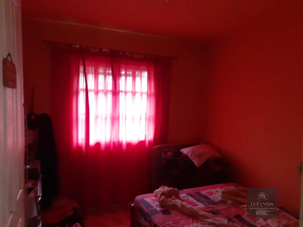 Venda de uma casa completa inclusa uma loja e kitnet!