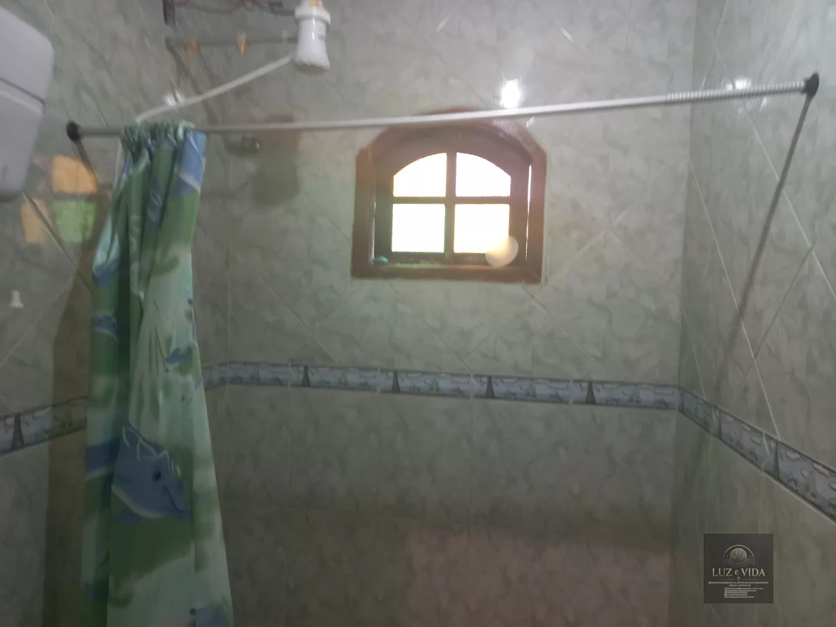 Casa para aluguel, com uma boa metragem