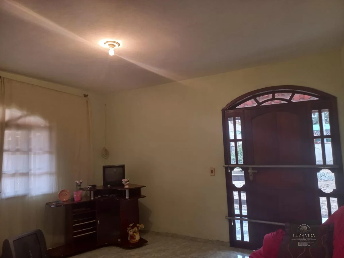 Casa para aluguel, com uma boa metragem