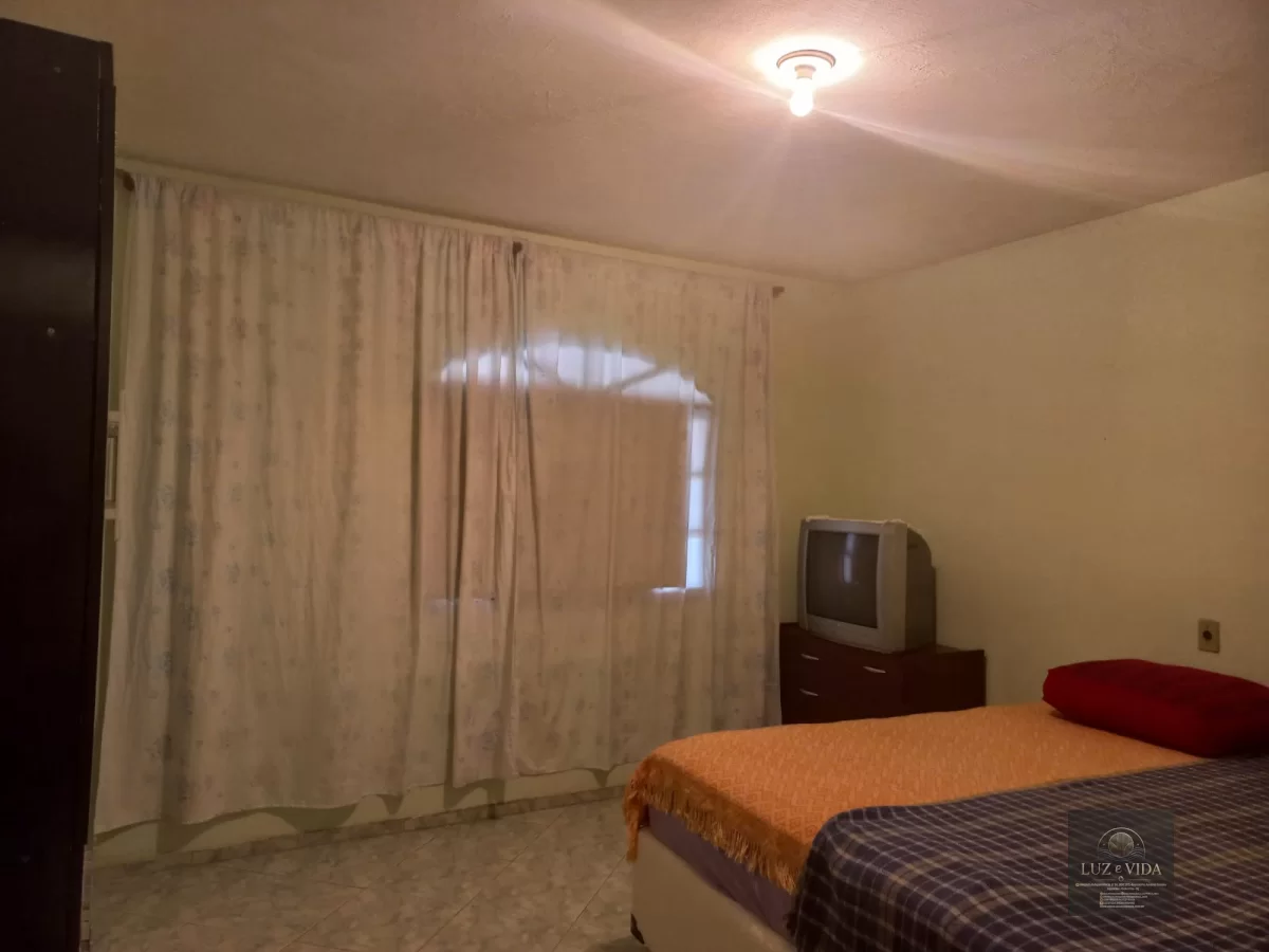 Casa para aluguel, com uma boa metragem