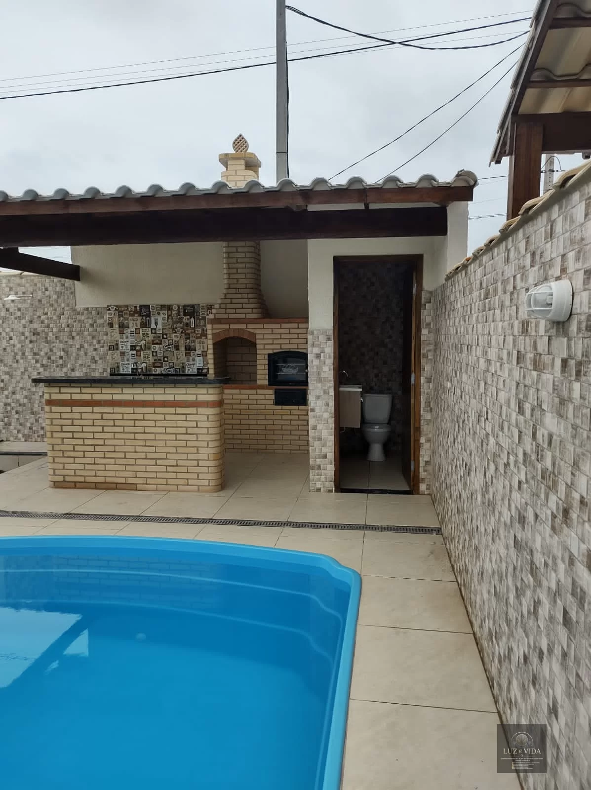 Casa à Venda Condomínio