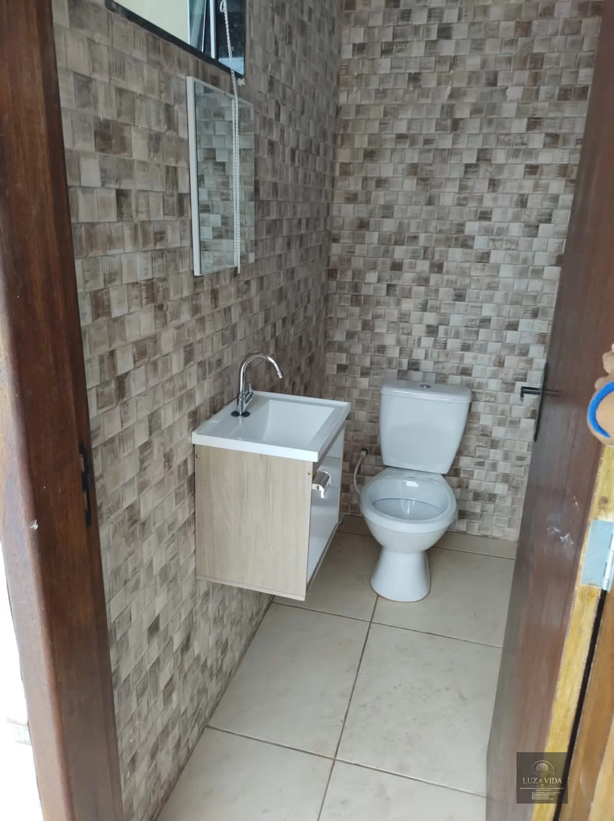 Casa à Venda Condomínio