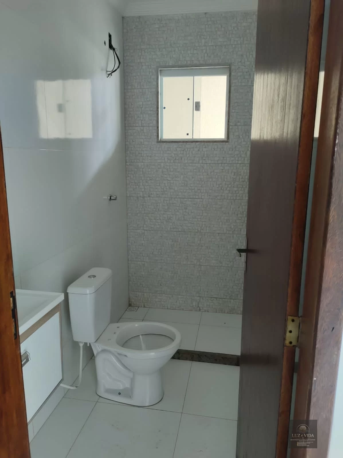 Casa à Venda Condomínio