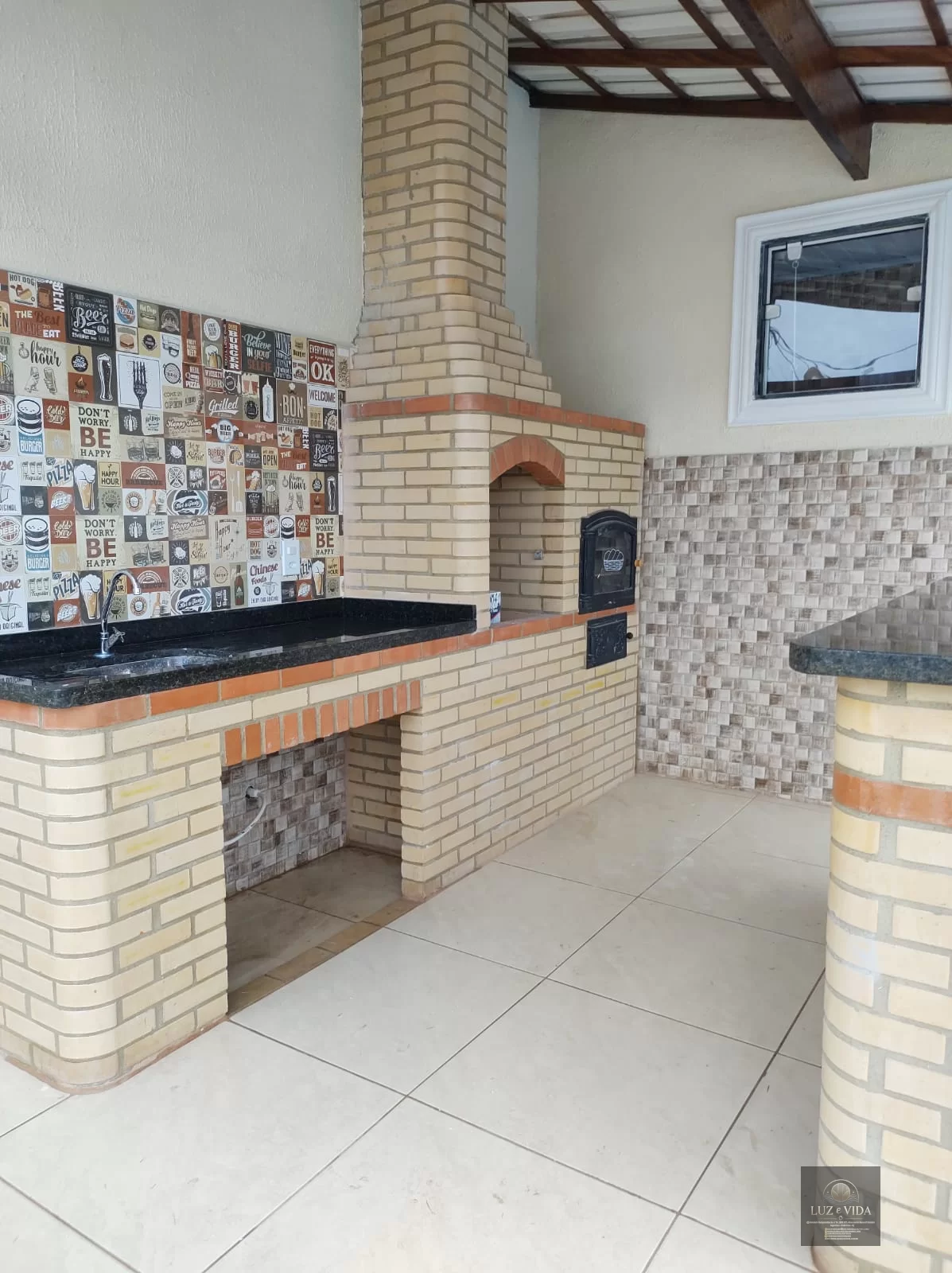 Casa à Venda Condomínio