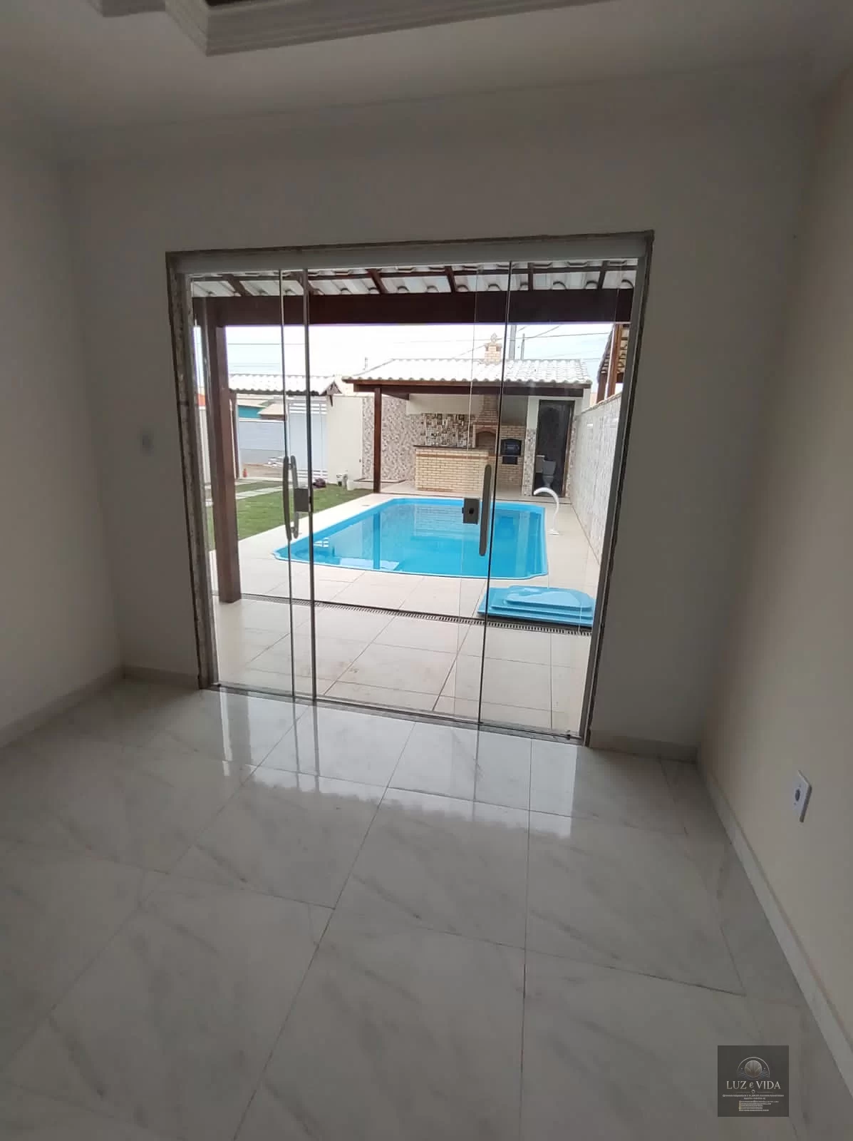 Casa à Venda Condomínio