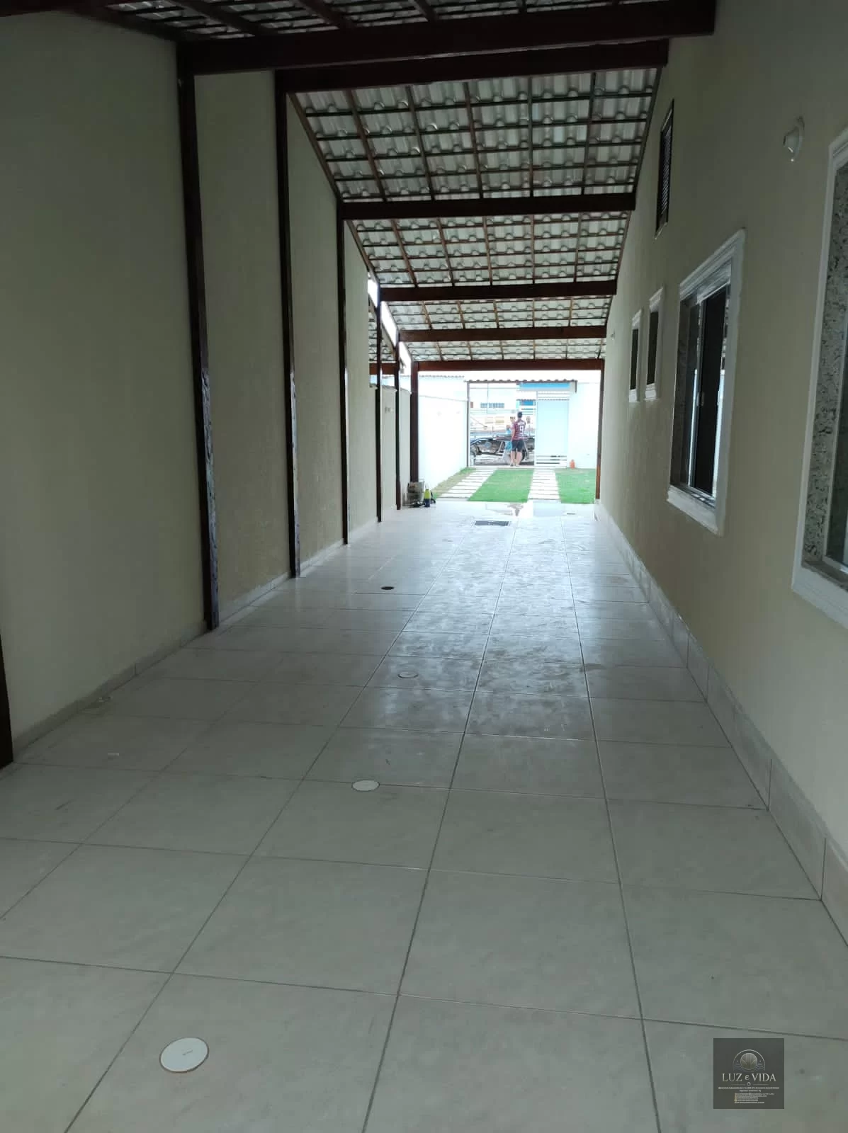 Casa à Venda Condomínio