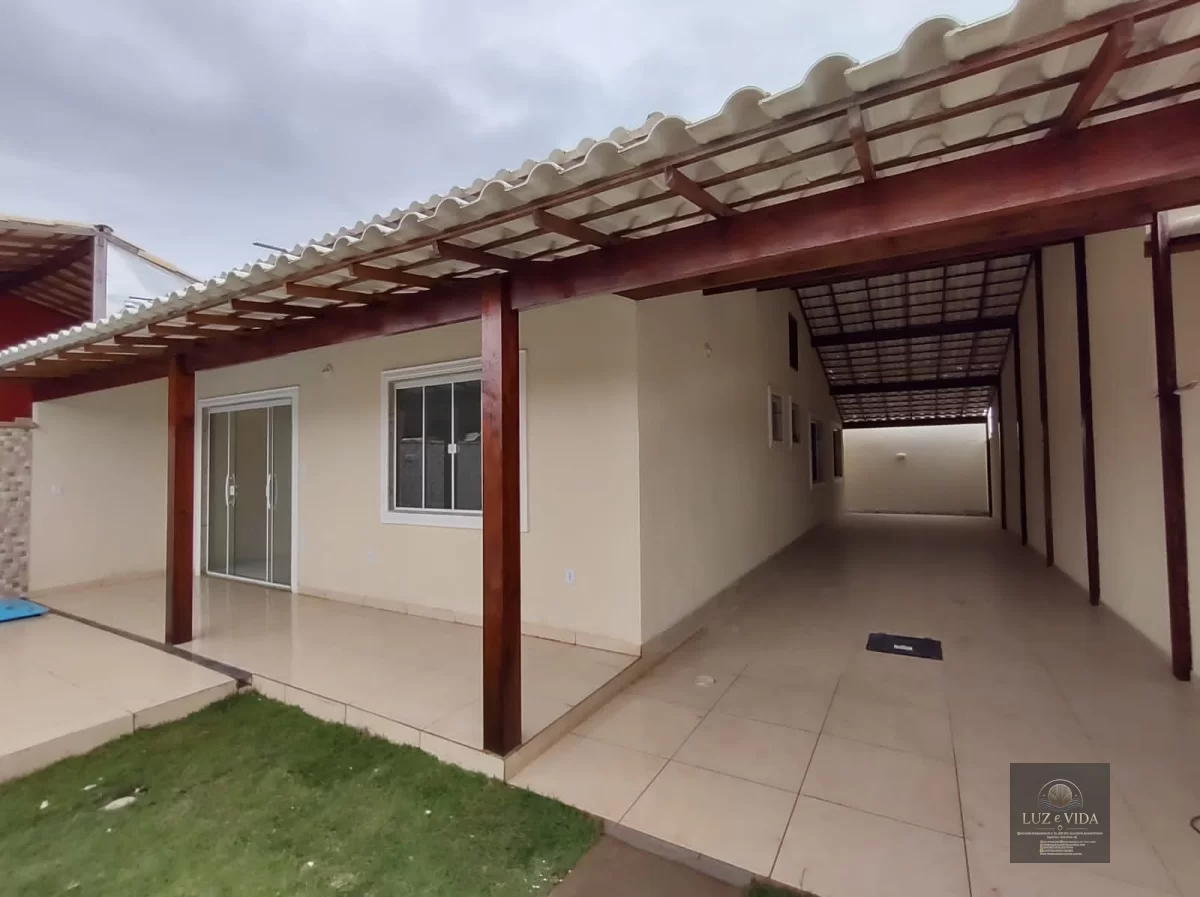 Casa à Venda Condomínio