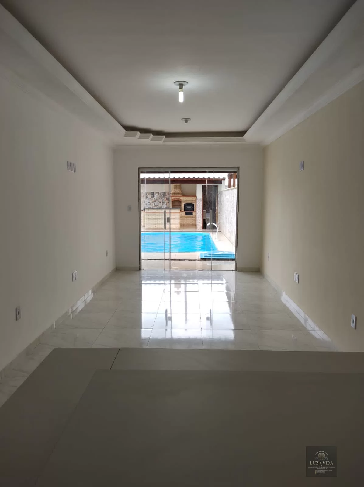 Casa à Venda Condomínio