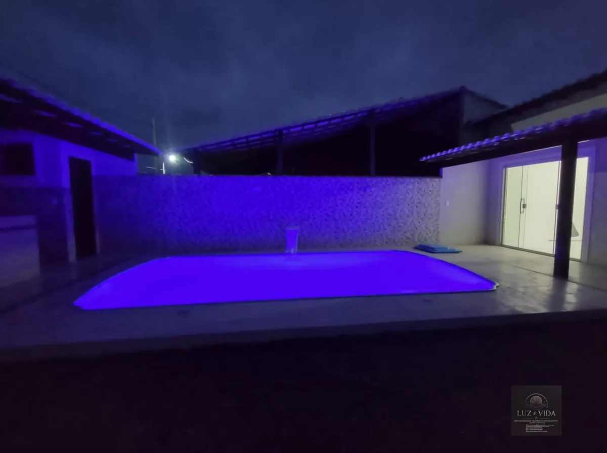 Casa à Venda Condomínio