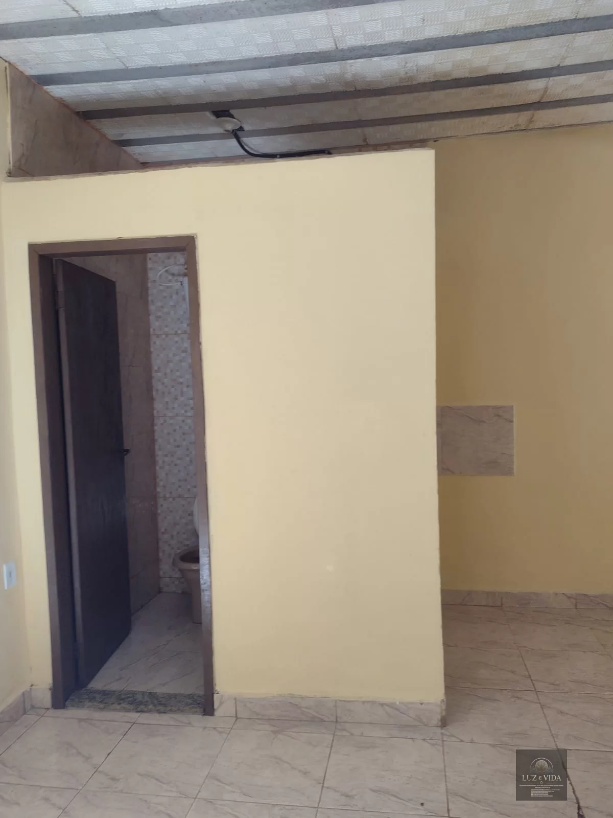 Loja e imóvel a venda