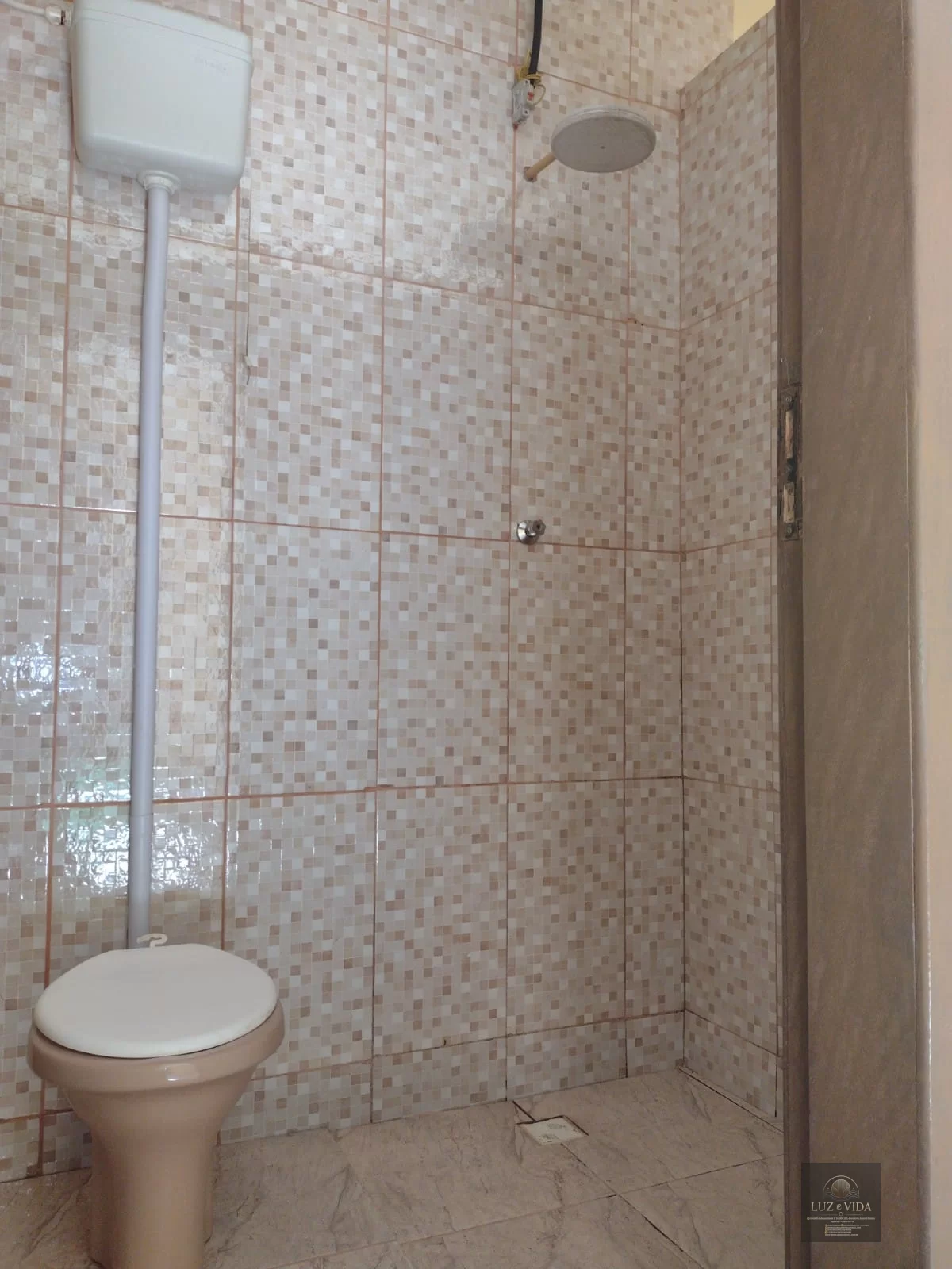 Loja e imóvel a venda