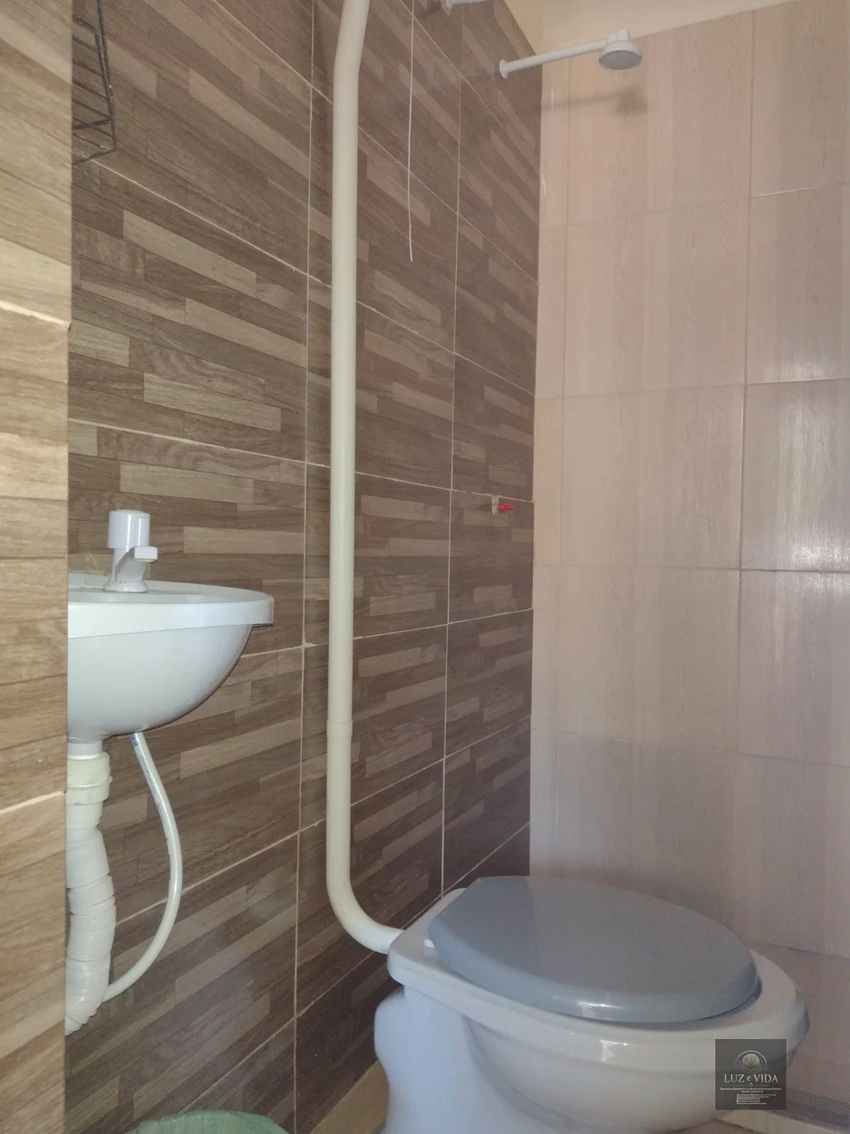 Loja e imóvel a venda