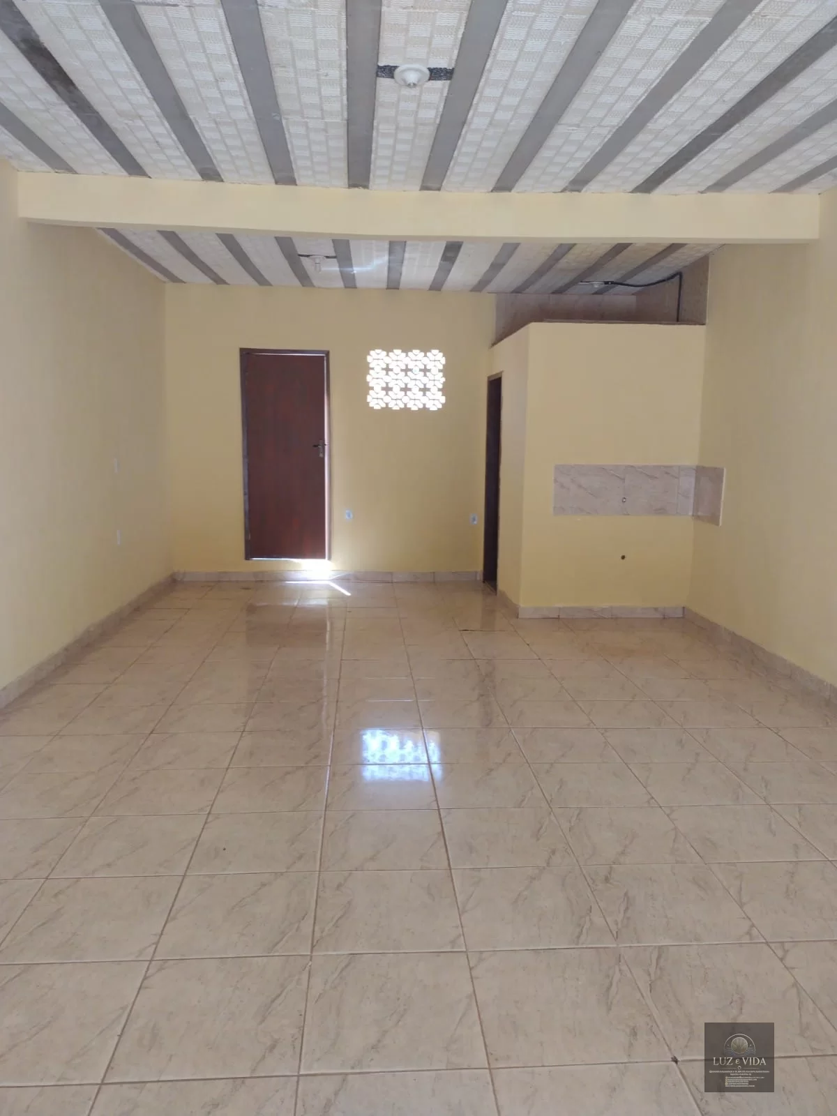 Loja e imóvel a venda