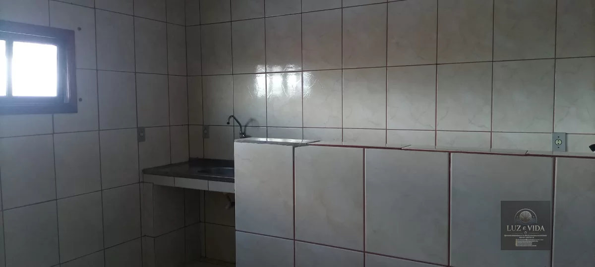 Casa pra alugar na rua Todos os Santos