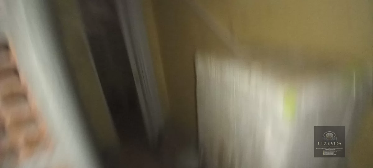 Casa com 2 quartos e dois banheiros