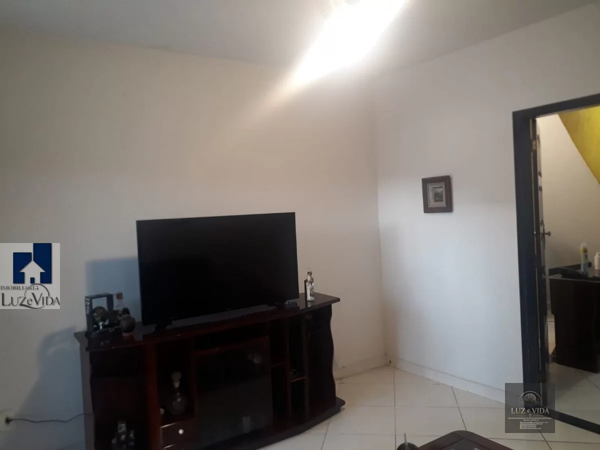 Casa a venda um ótimo imóvel para morar