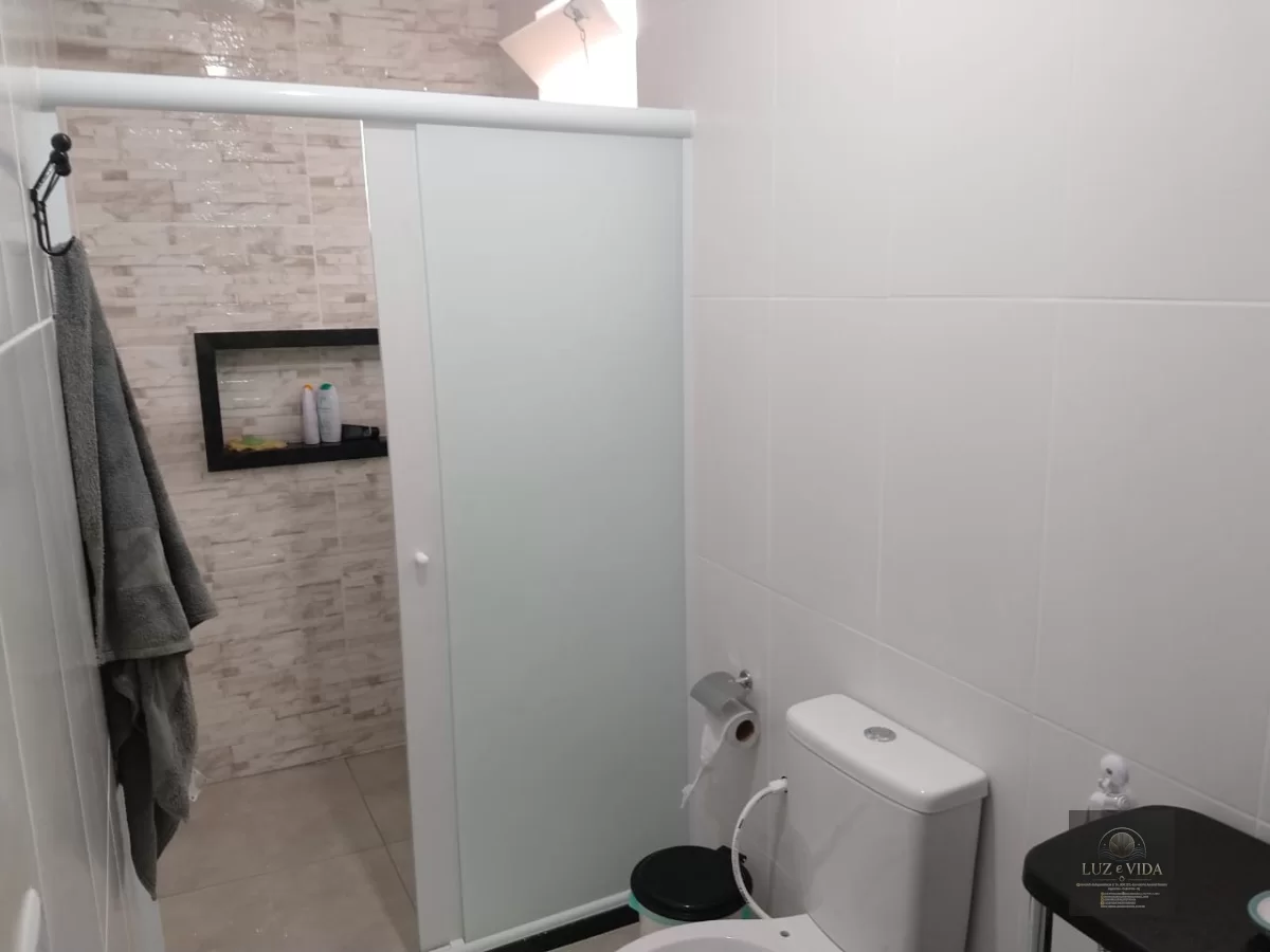 CASA A VENDA EM AQUÁRIOS - CABO FRIO 