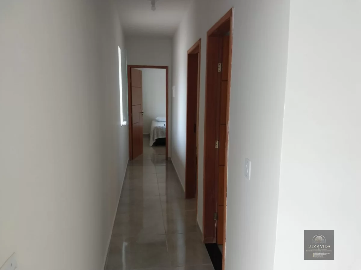 CASA A VENDA EM AQUÁRIOS - CABO FRIO 