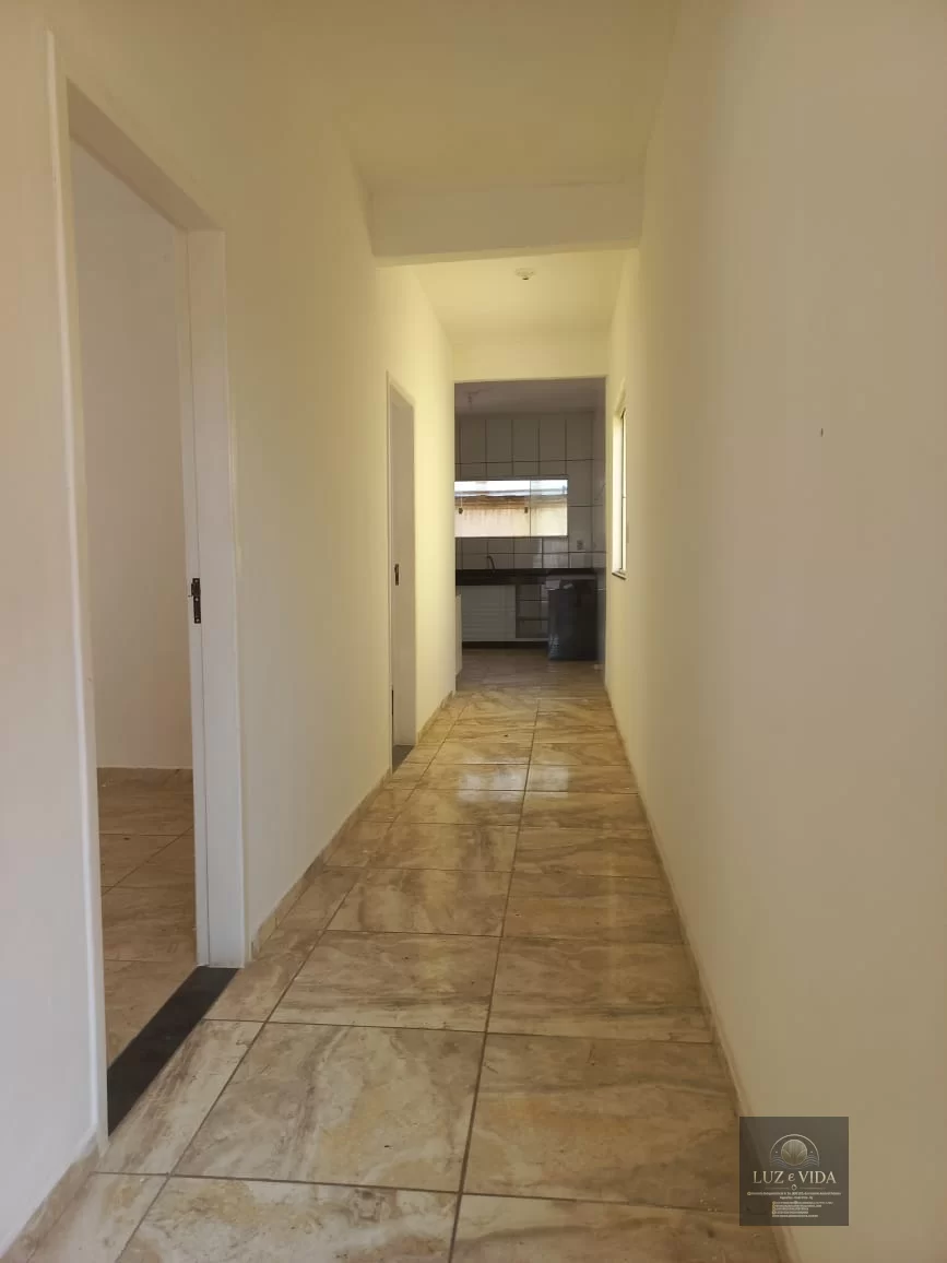 Casa a Venda no Condomínio Sol e Mar, bem localizada