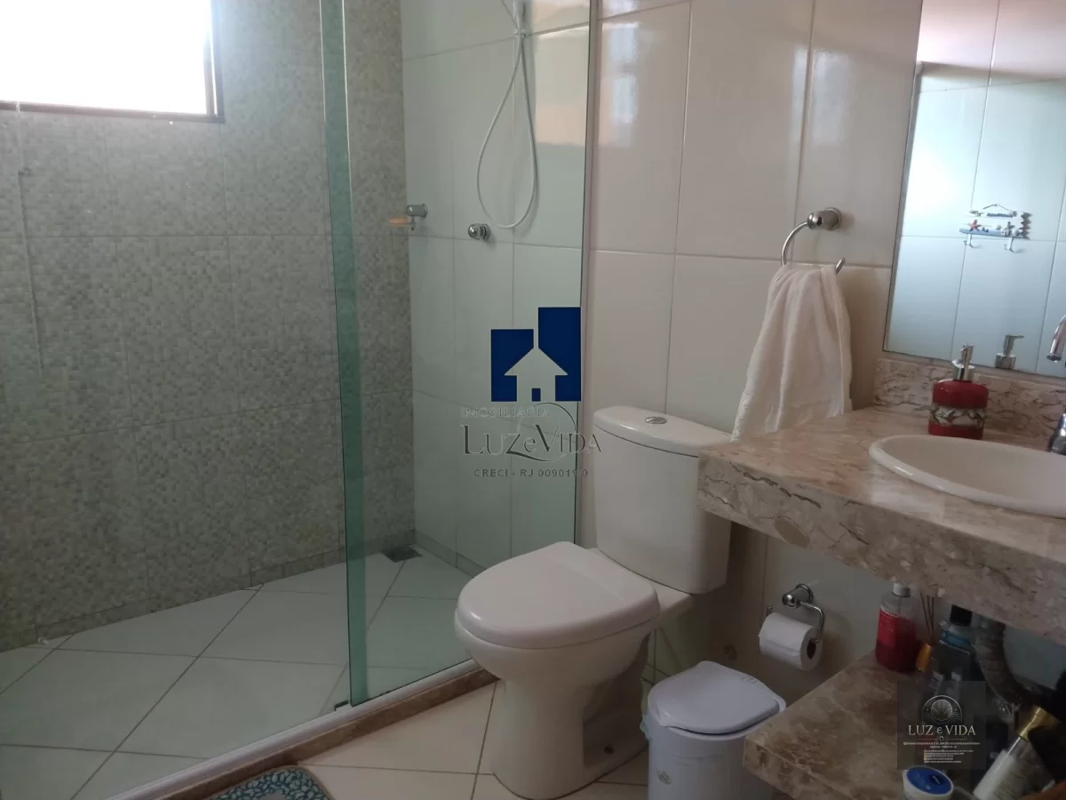 Casa duplex à venda