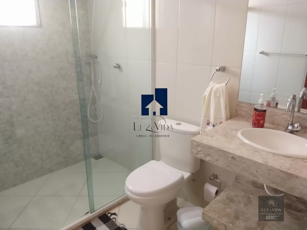 Casa duplex à venda