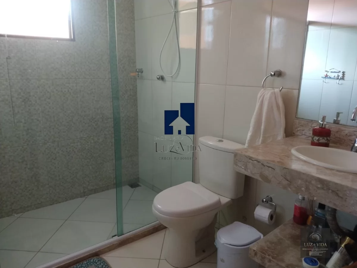 Casa duplex à venda