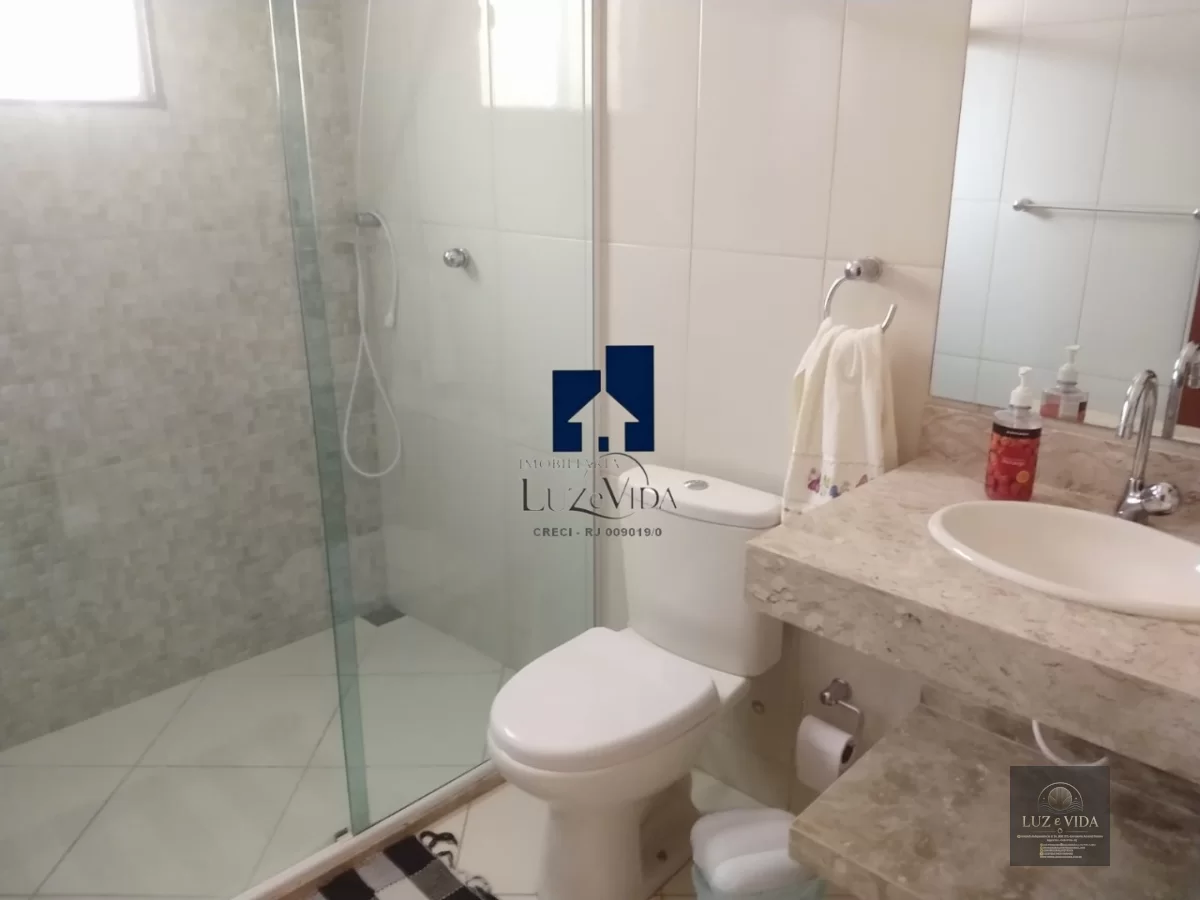 Casa duplex à venda