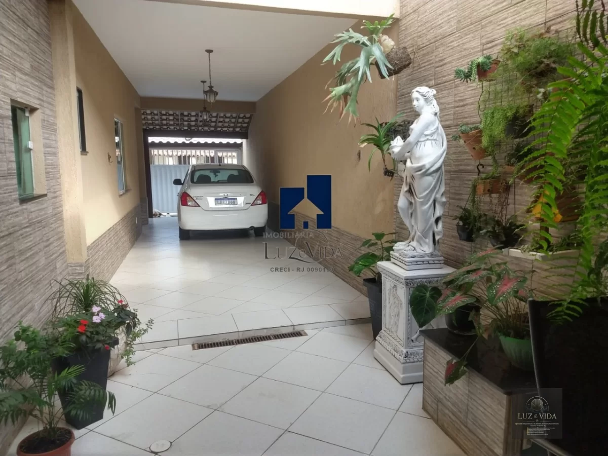 Casa duplex à venda