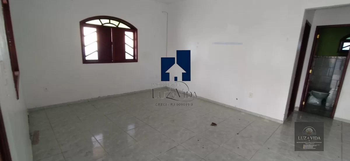 Belíssima casa dentro do condomínio Sol e Mar 