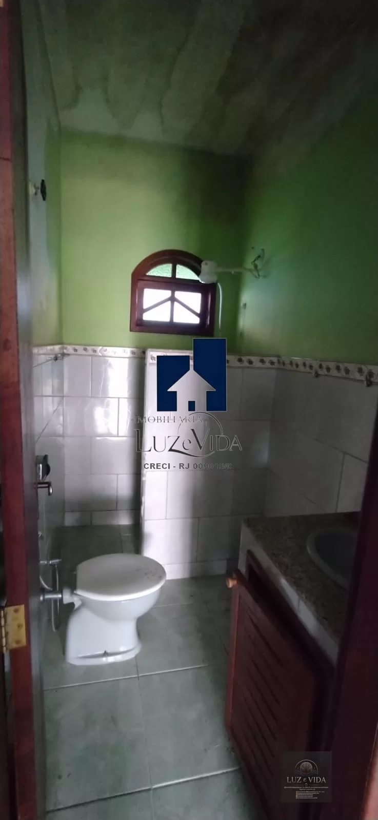 Belíssima casa dentro do condomínio Sol e Mar 