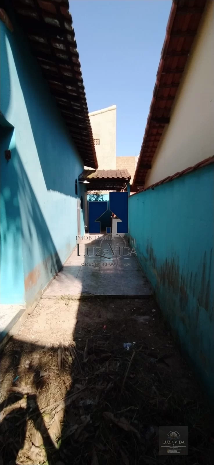 Belíssima casa dentro do condomínio Sol e Mar 