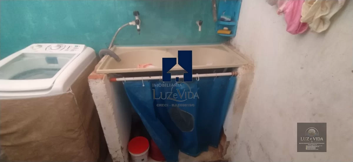 BELÍSSIMA CASA COMPOSTA