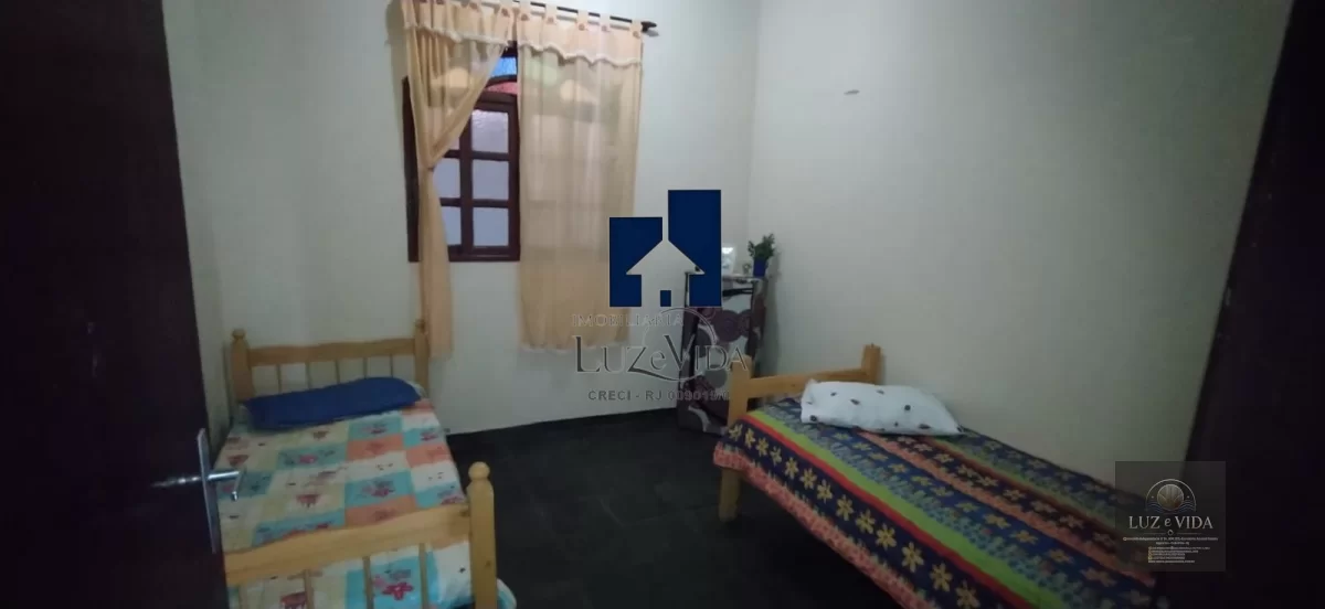 BELÍSSIMA CASA COMPOSTA