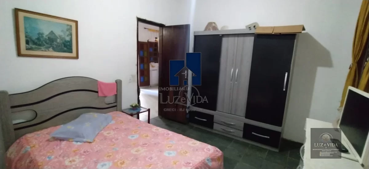 BELÍSSIMA CASA COMPOSTA