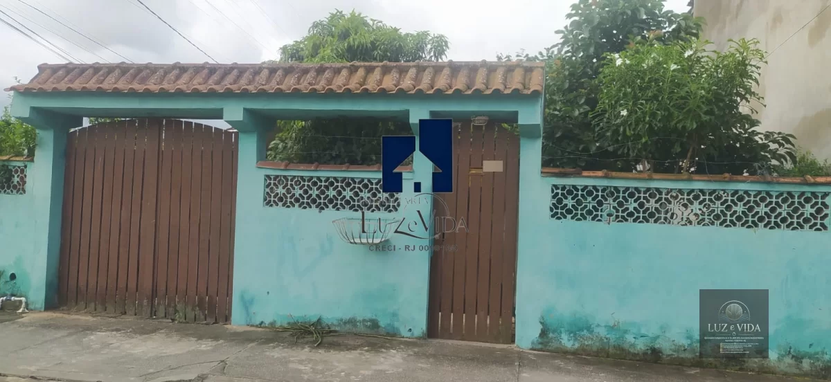 BELÍSSIMA CASA COMPOSTA