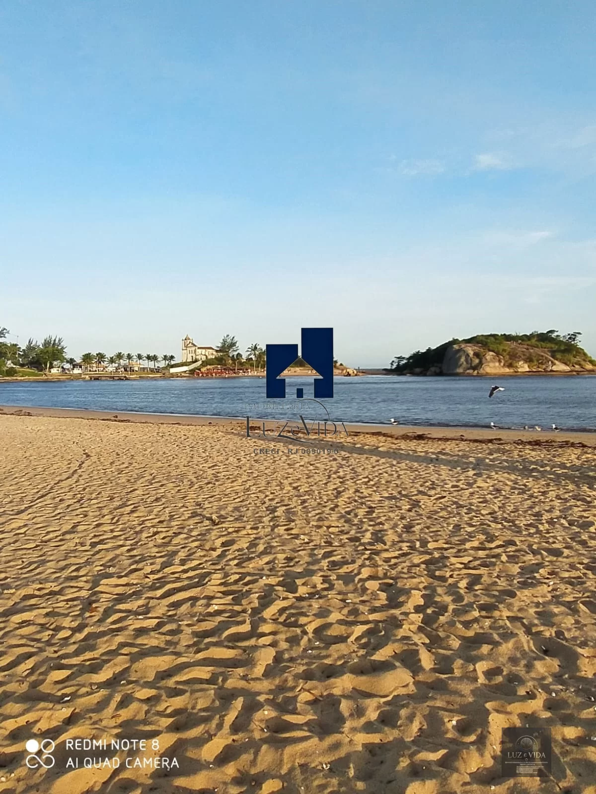 BELÍSSIMA CASA COMPOSTA