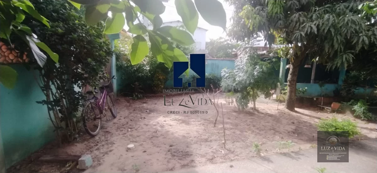 BELÍSSIMA CASA COMPOSTA