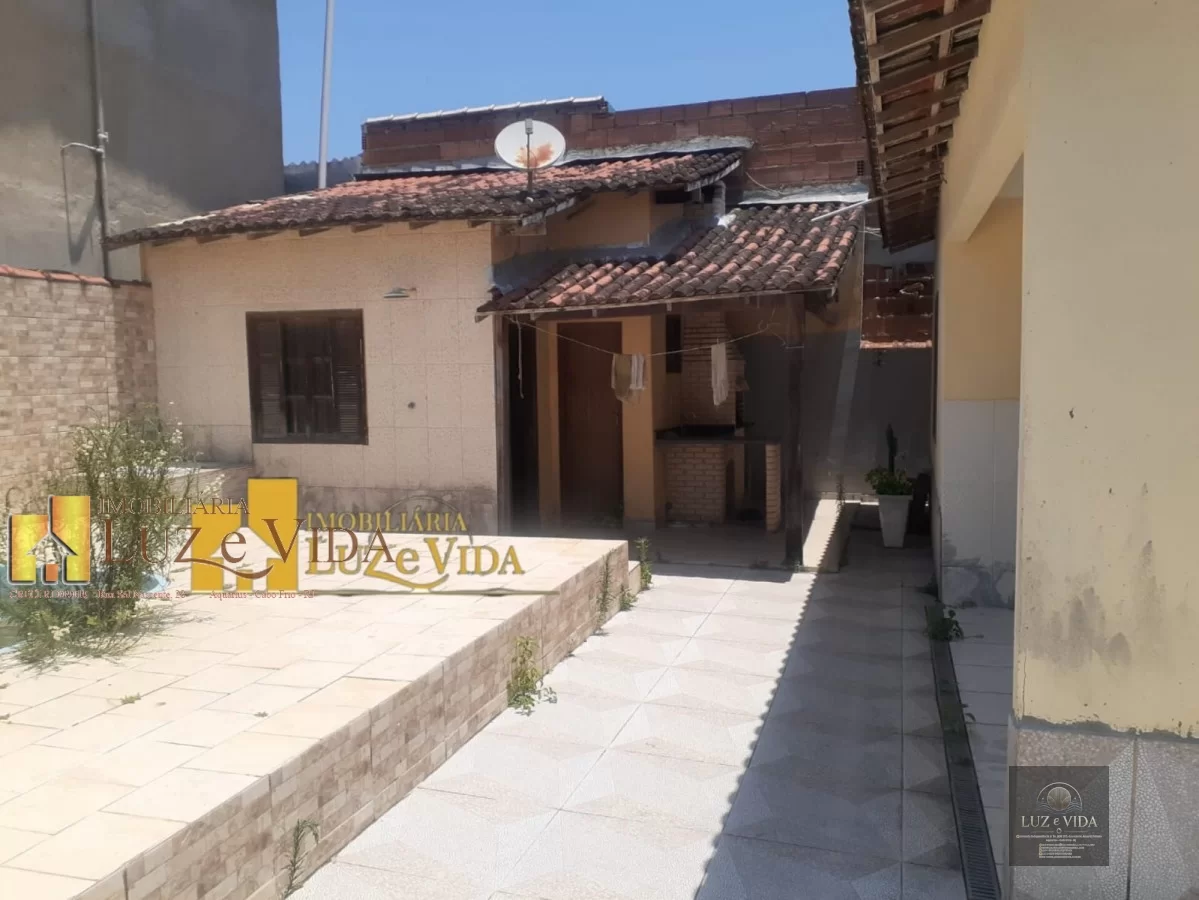 Casa à Venda