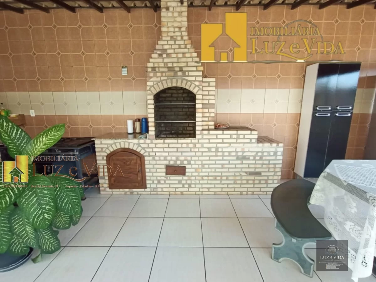 Belíssima casa dentro do condomínio Sol e Mar em Aquarius