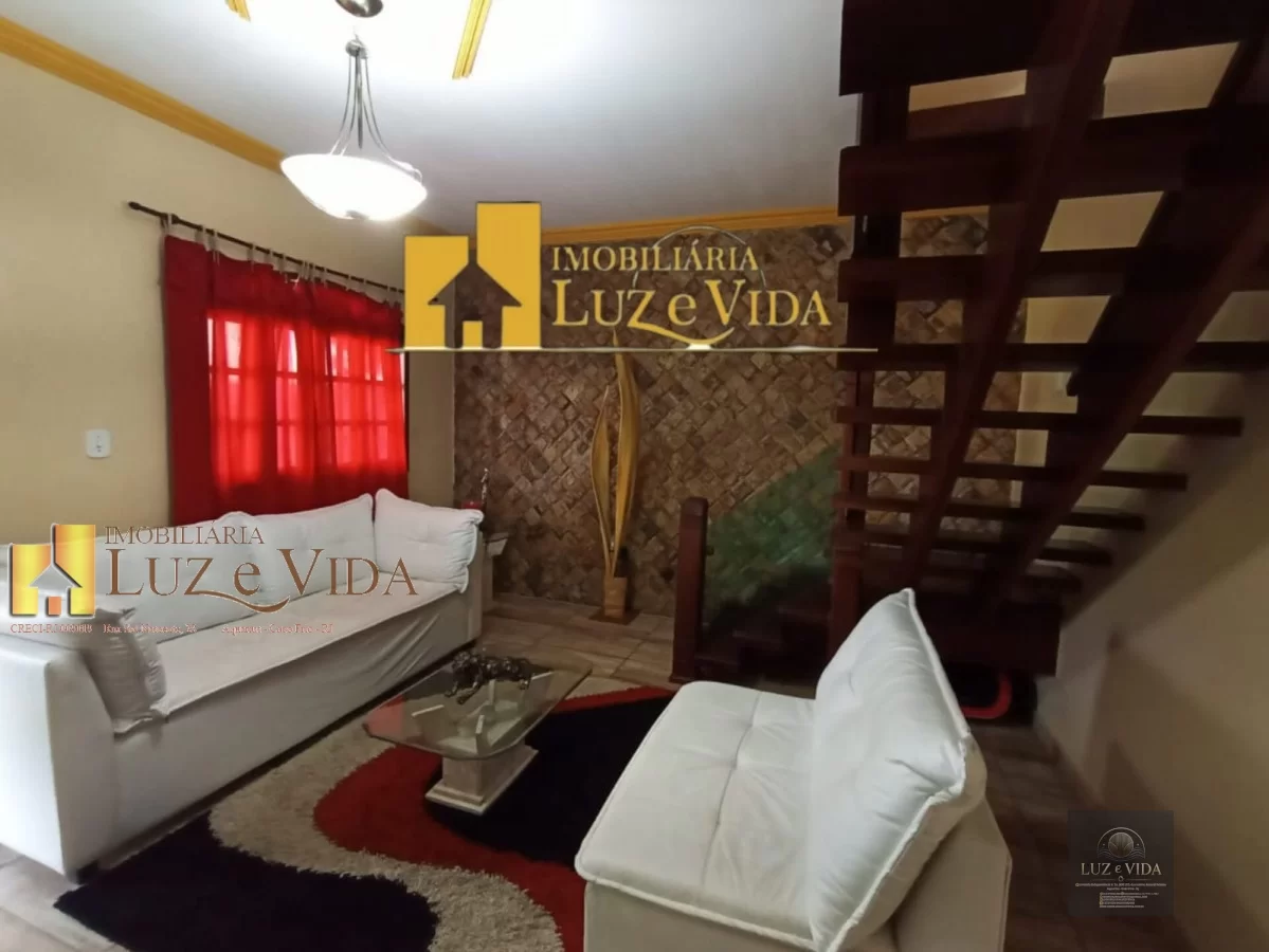 Belíssima casa dentro do condomínio Sol e Mar em Aquarius