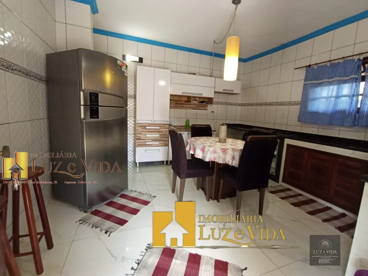 Belíssima casa dentro do condomínio Sol e Mar em Aquarius