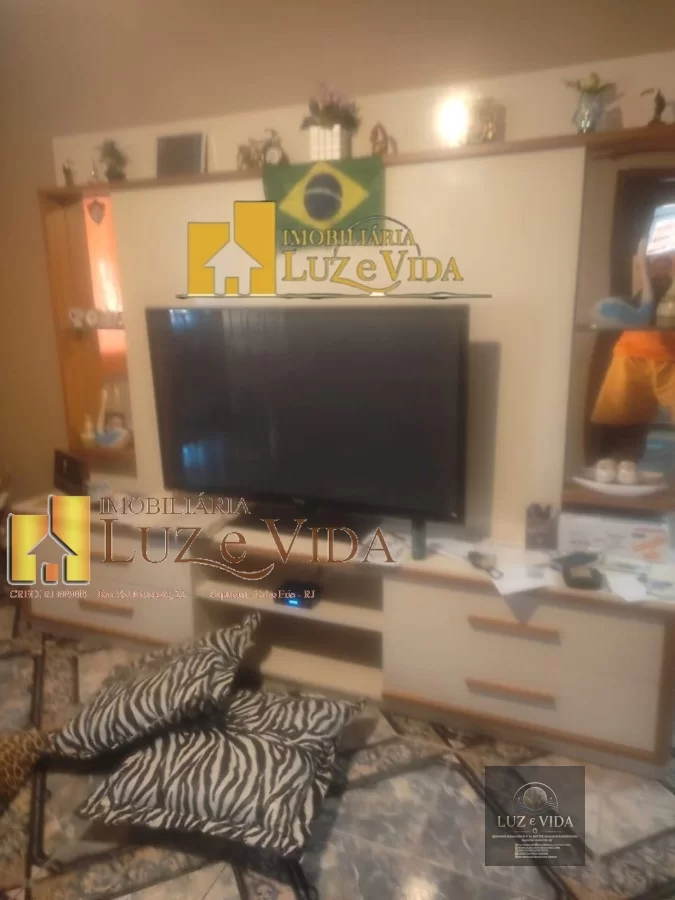 Belíssima casa Localizada na 