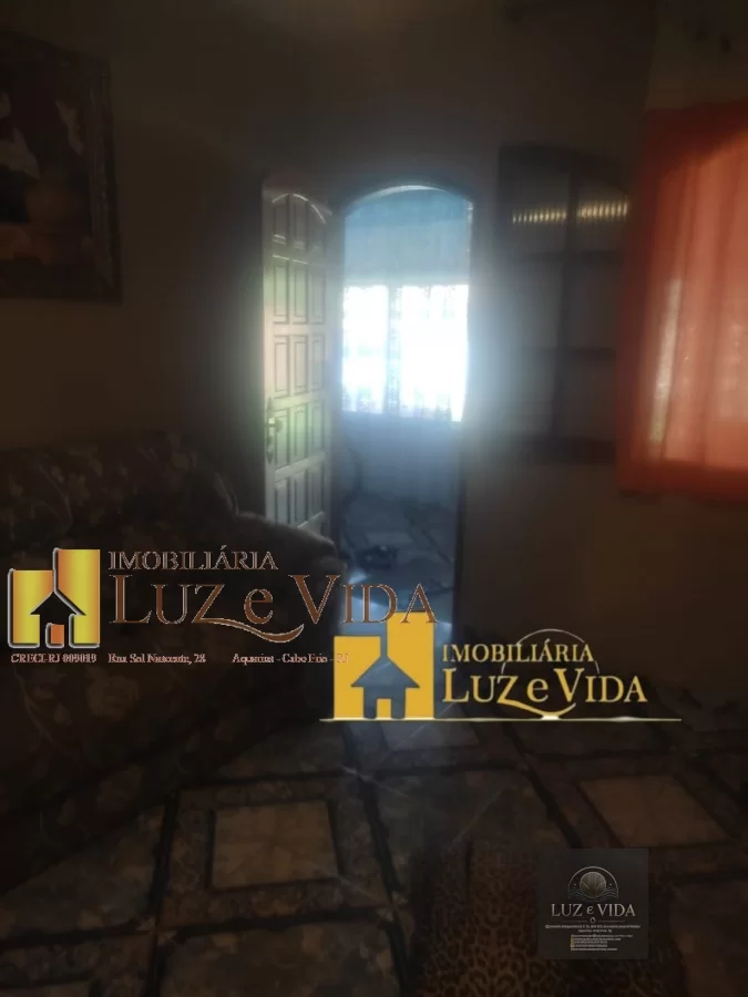 Belíssima casa Localizada na 